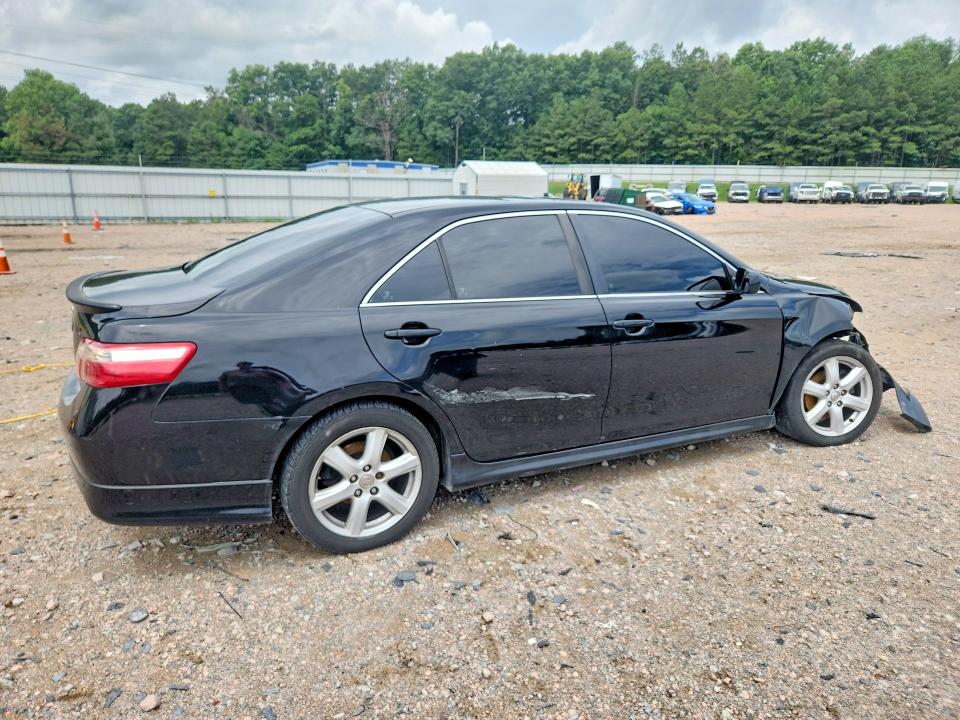 60858826 :رقم المزاد ، 4T1BE46K17U005698 vin ، 2007 Toyota Camry مزاد بيع