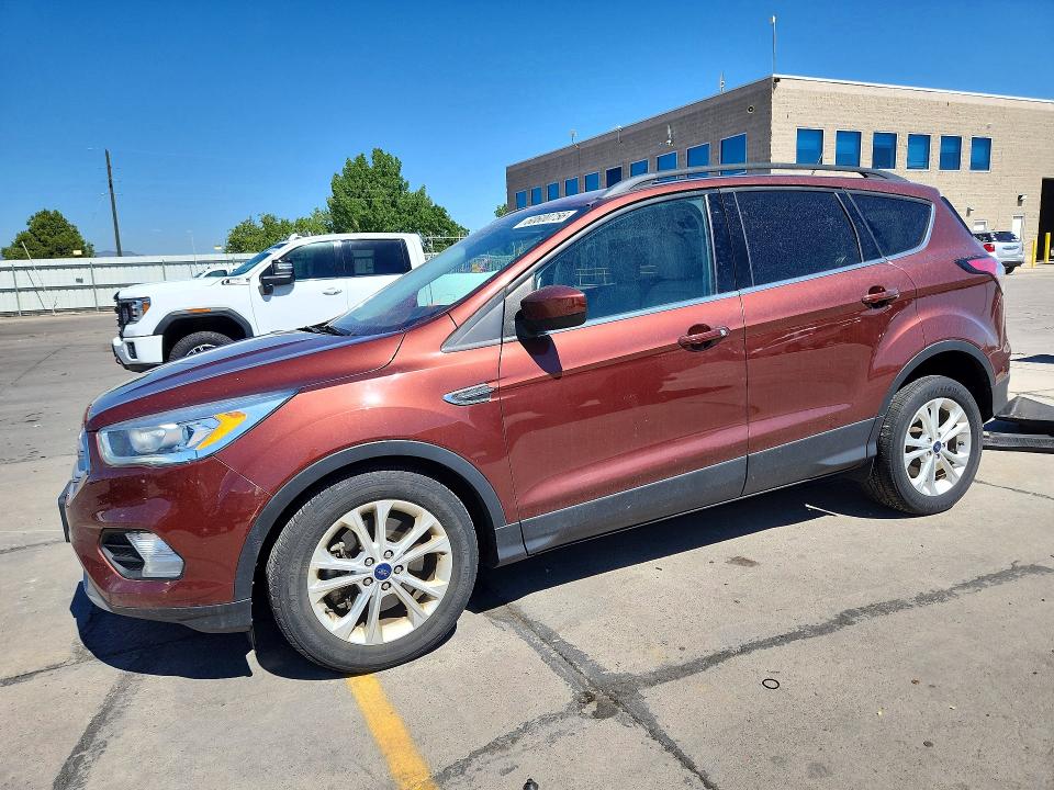 2018 Ford Escape მანქანა იყიდება აუქციონზე, vin: 1FMCU9HD9JUA71894, აუქციონის ნომერი: 60600756