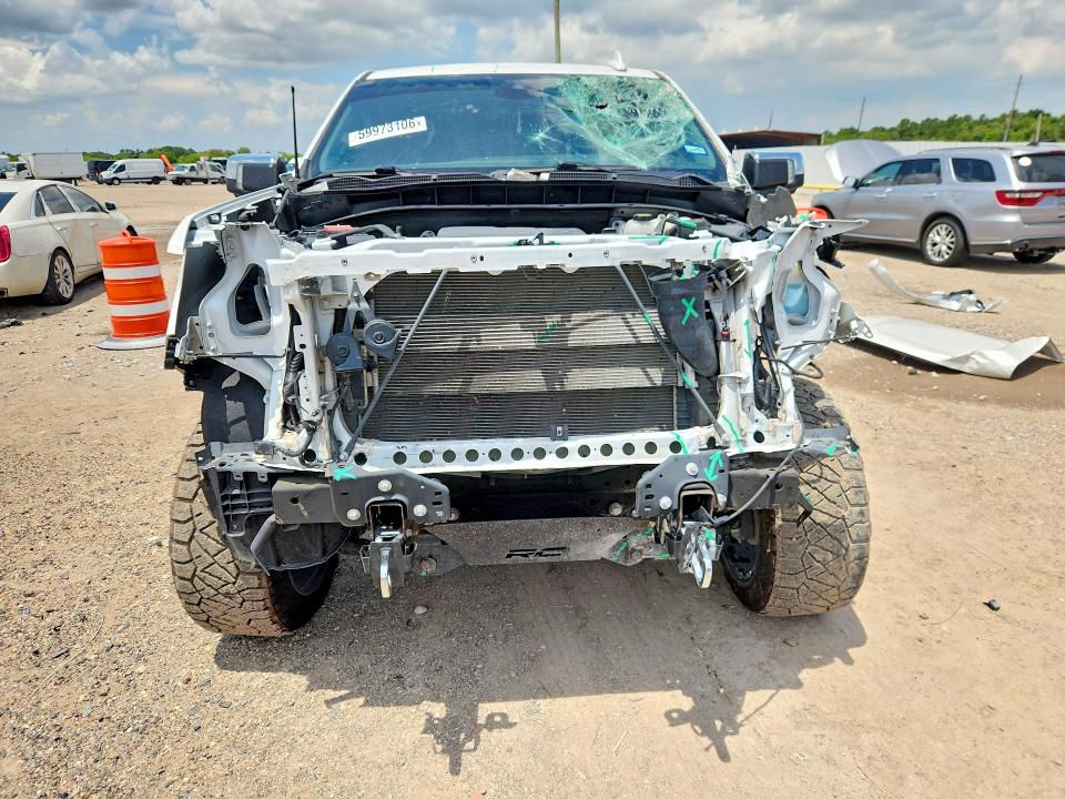 59973106 :رقم المزاد ، 3GTUUGED0NG675778 vin ، 2022 Gmc Sierra مزاد بيع