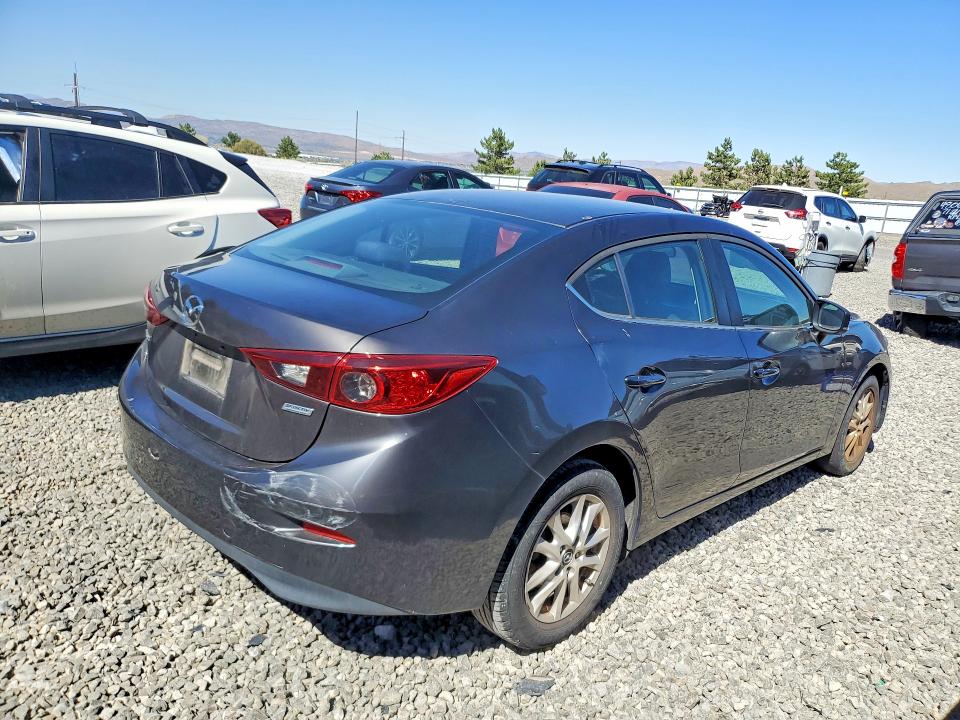 63012886 :رقم المزاد ، 3MZBN1U78HM116222 vin ، 2017 Mazda 3 مزاد بيع