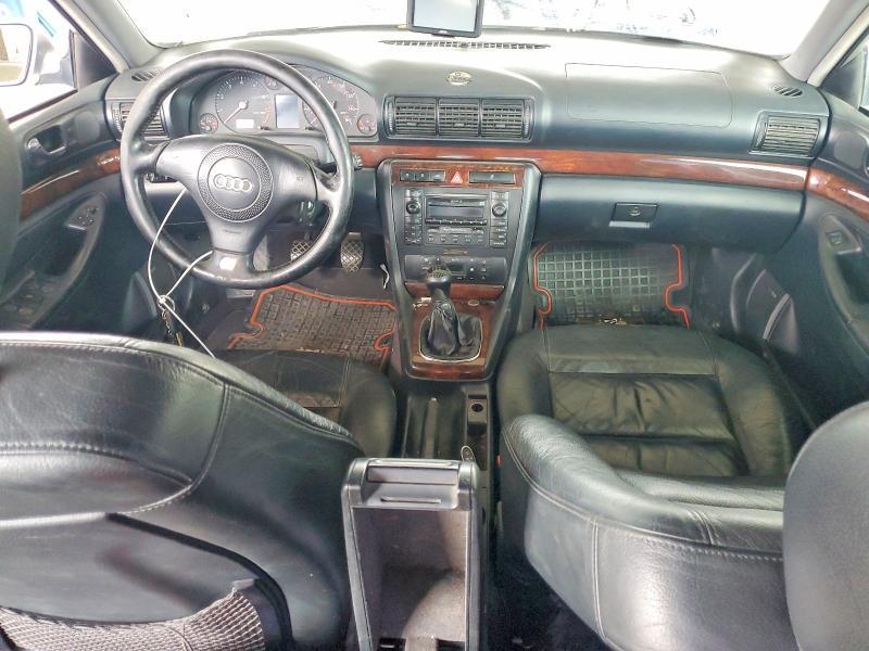 62282656 :رقم المزاد ، WAUAH28D8YA098150 vin ، 2000 Audi A4 مزاد بيع