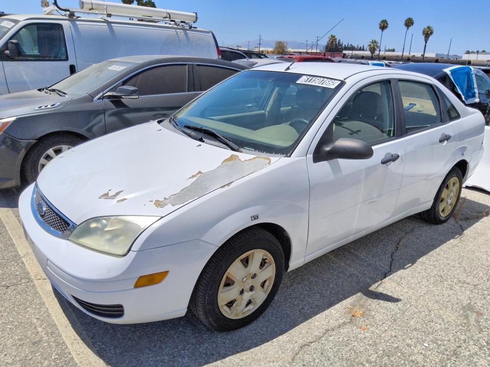 61150766 :رقم المزاد ، 1FAHP34N67W323181 vin ، 2007 Ford Focus مزاد بيع