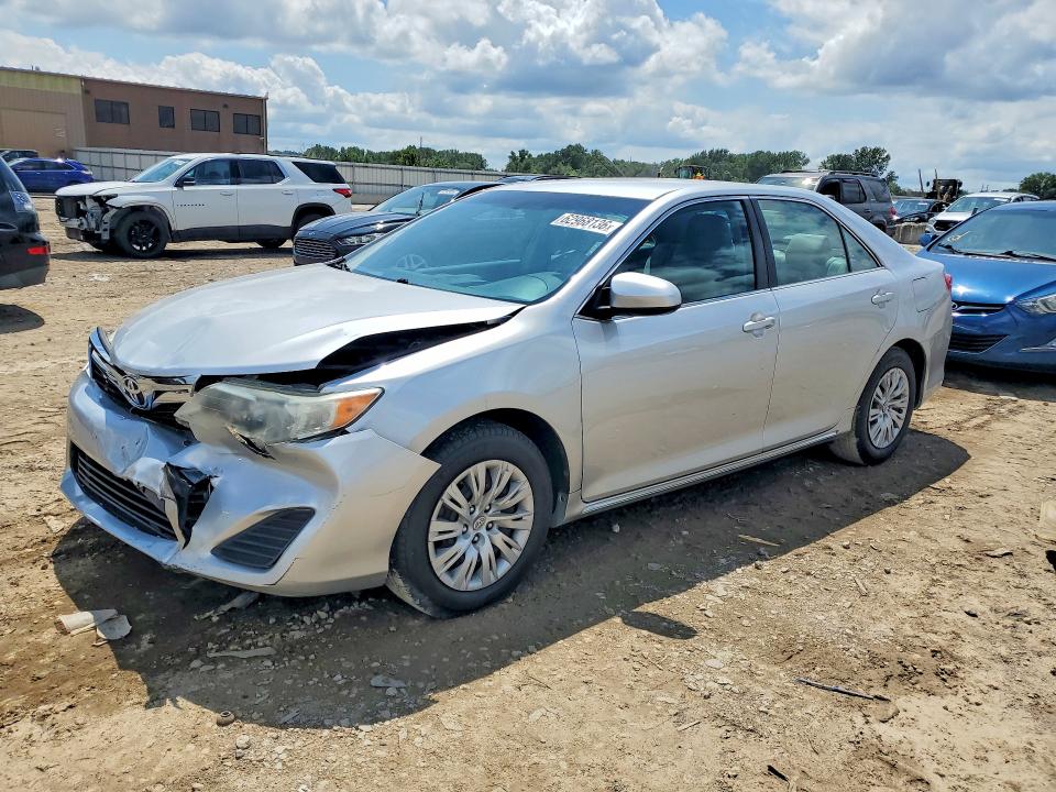 Auction sale of the 2014 Toyota Camry, vin: 4T4BF1FKXER338271, lot number: 62968136