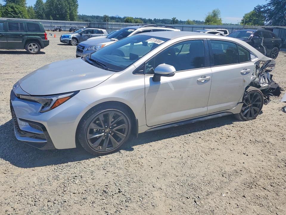 61176306 :رقم المزاد ، JTDBDMHE0T3030770 vin ، 2026 Toyota Corolla Hybrid مزاد بيع