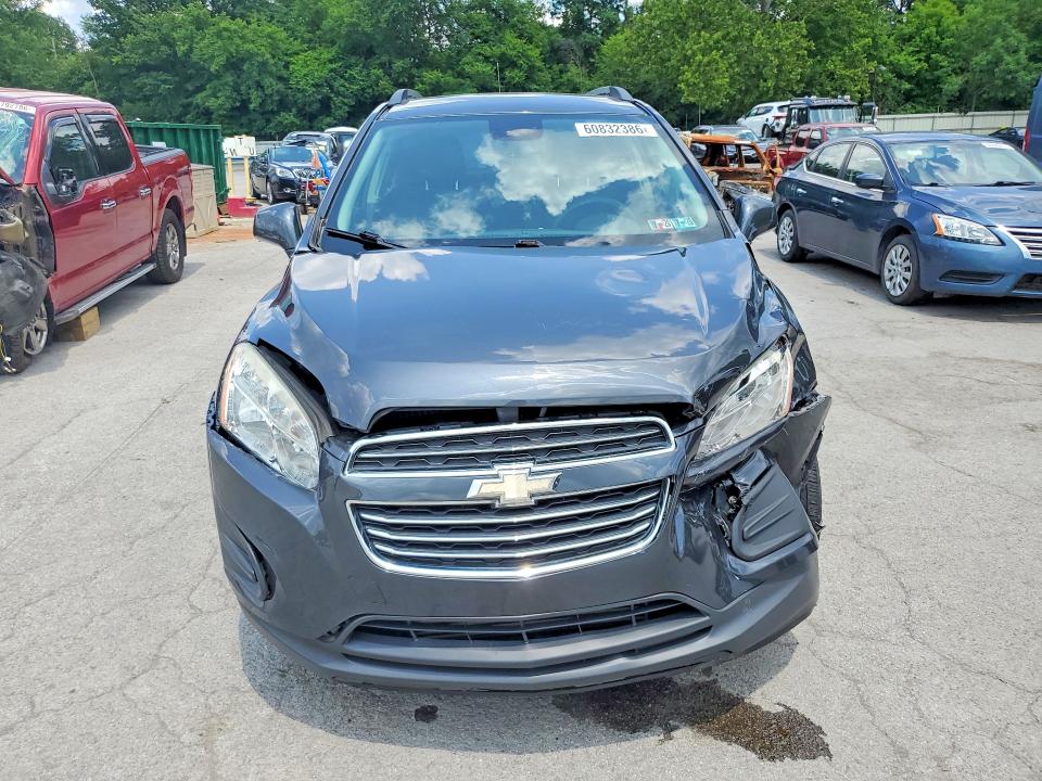 60832386 :رقم المزاد ، 3GNCJPSB5GL233930 vin ، 2016 Chevrolet Trax مزاد بيع