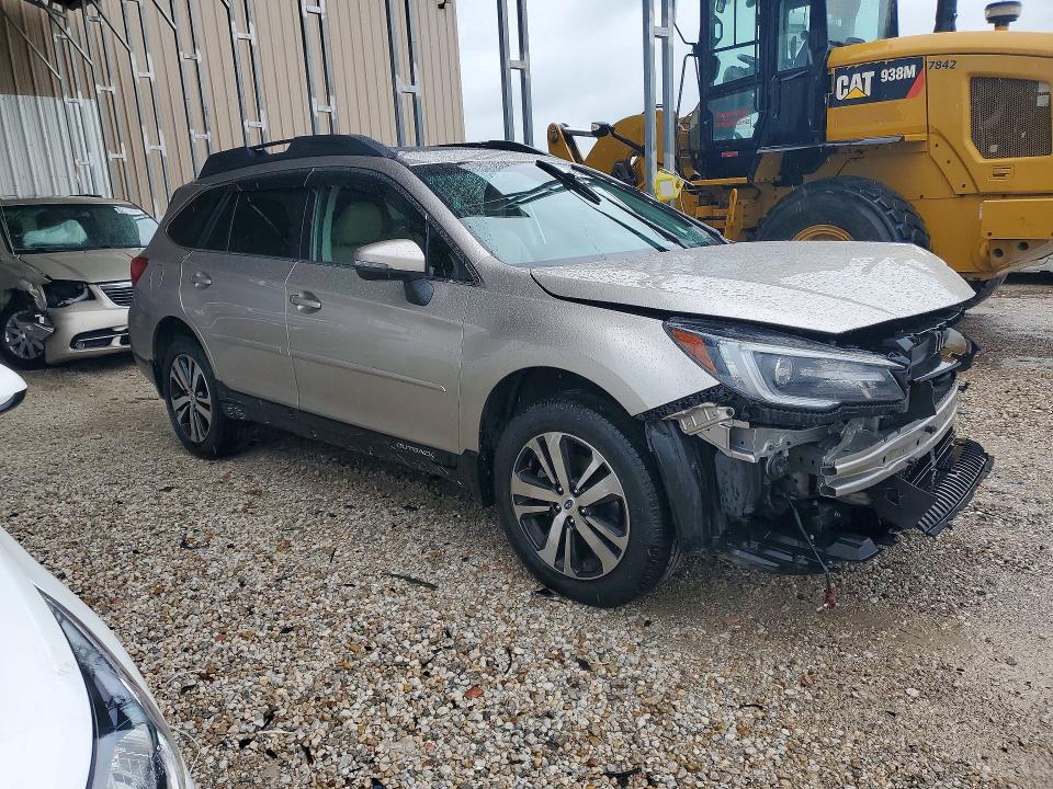 Продажа на аукционе авто 2018 Subaru Outback, vin: 4S4BSANC6J3222940, номер лота: 62327586