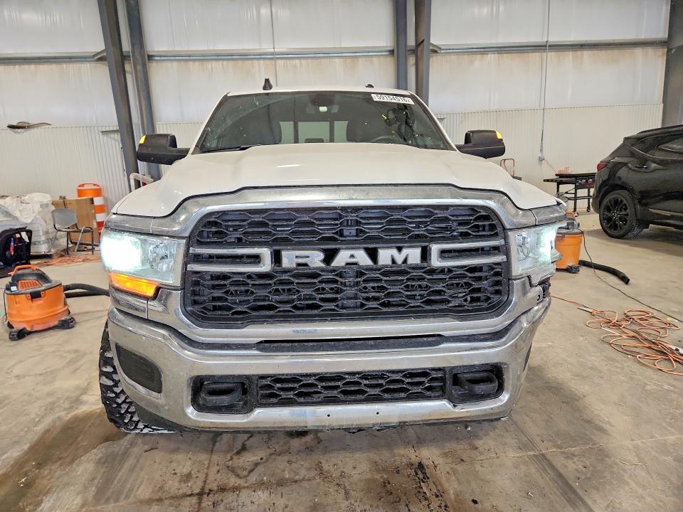 59154516 :رقم المزاد ، 3C6UR5CL6NG209019 vin ، 2022 Ram 2500 مزاد بيع