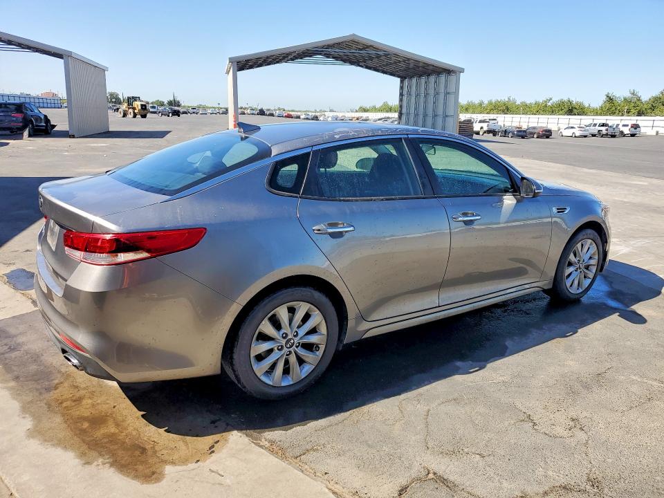 Продаж на аукціоні авто 2017 Kia Optima, vin: 5XXGT4L39HG161279, номер лоту: 59596416