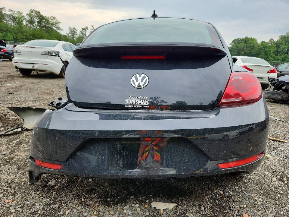 Aukcja sprzedaży 2018 Volkswagen Beetle, vin: 3VWFD7ATXJM714147, numer aukcji: 60074826