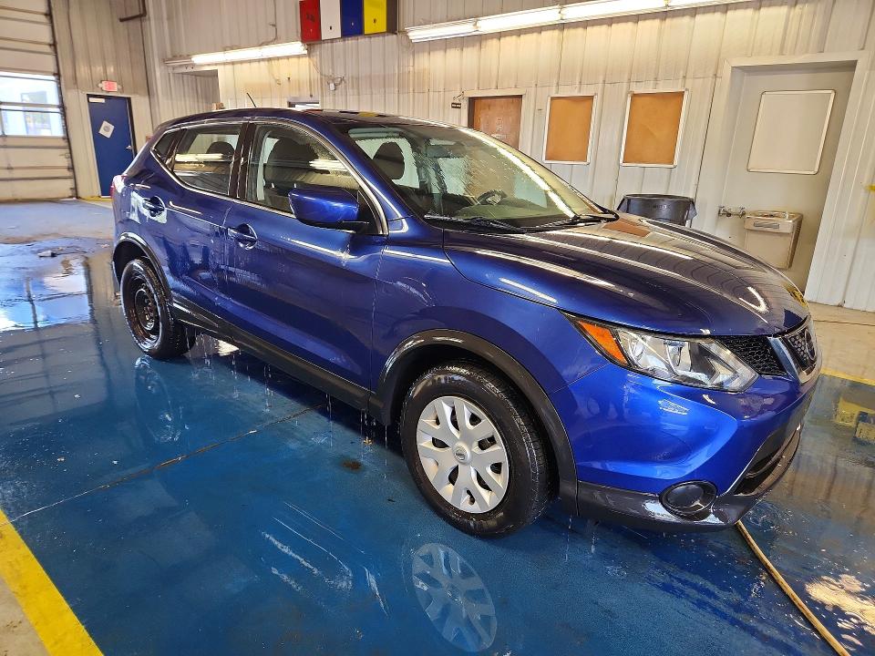 2018 Nissan Rogue Sport მანქანა იყიდება აუქციონზე, vin: JN1BJ1CR1JW250760, აუქციონის ნომერი: 60112596