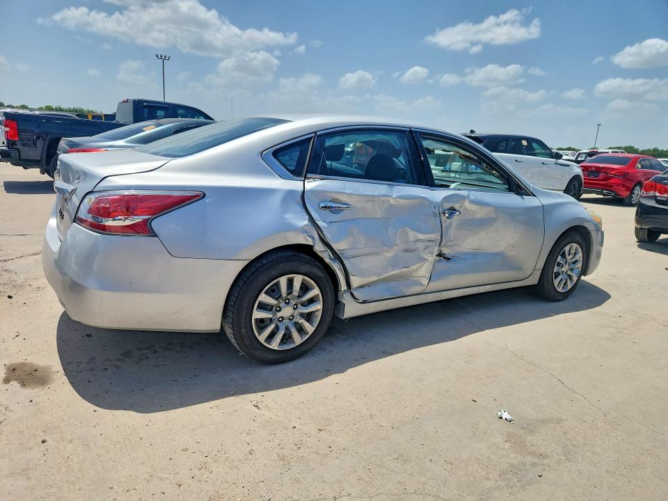 Продаж на аукціоні авто 2015 Nissan Altima, vin: 1N4AL3APXFC240601, номер лоту: 61898646
