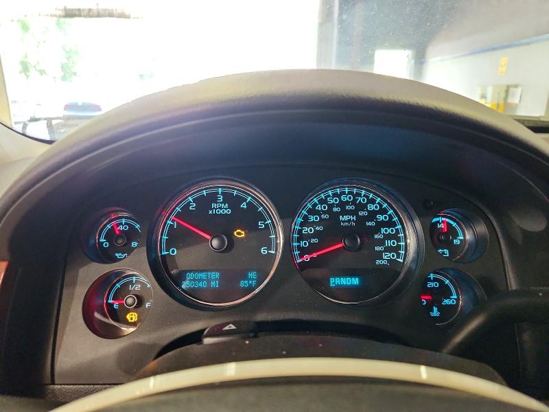 2014 Chevrolet Suburban მანქანა იყიდება აუქციონზე, vin: 1GNSCKE01ER106780, აუქციონის ნომერი: 61282296