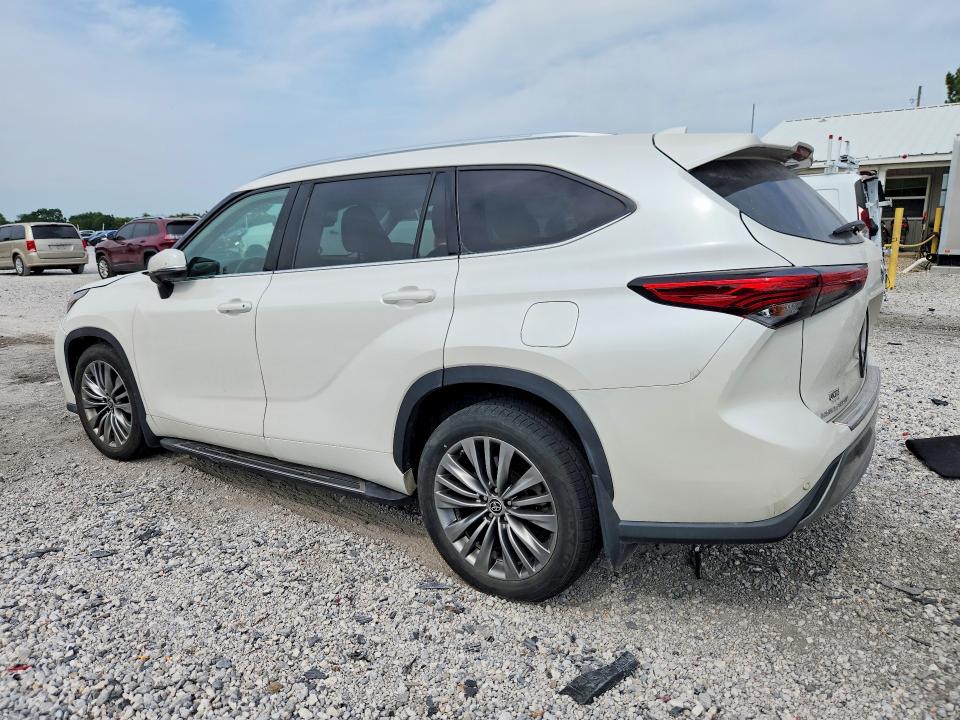 Продаж на аукціоні авто 2020 Toyota Highlander, vin: 5TDFZRBH1LS048311, номер лоту: 62389636