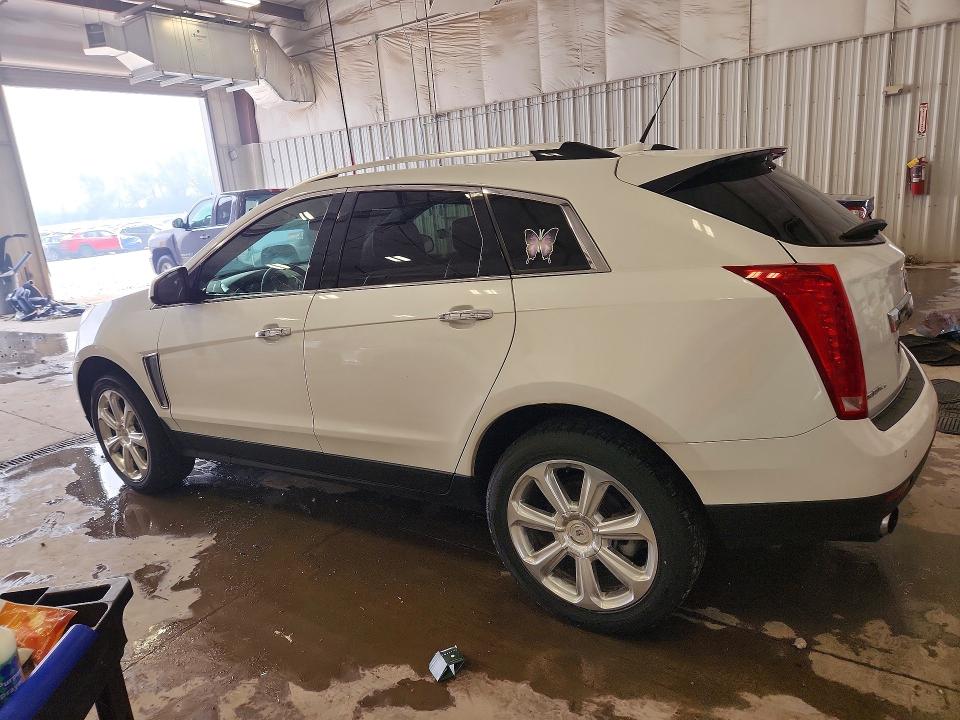 60377736 :رقم المزاد ، 3GYFNFE33ES577049 vin ، 2014 Cadillac Srx مزاد بيع