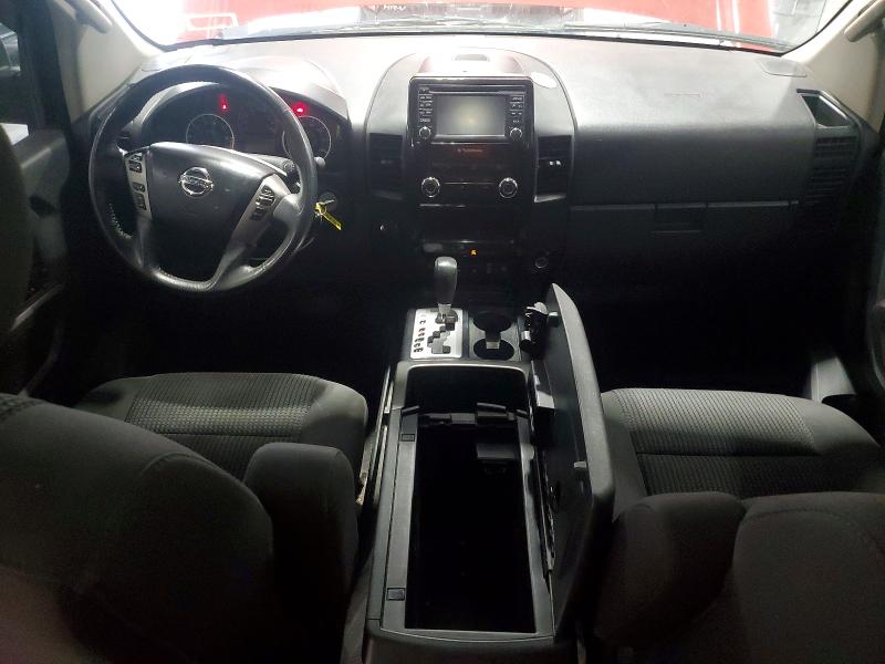 61695296 :رقم المزاد ، 1N6AA0EC2FN501825 vin ، 2015 Nissan Titan مزاد بيع