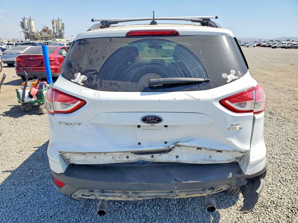 59110906 :رقم المزاد ، 1FMCU9GX1DUA42583 vin ، 2013 Ford Escape مزاد بيع