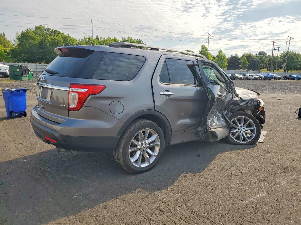 61971606 :رقم المزاد ، 1FM5K8D83DGA46073 vin ، 2013 Ford Explorer مزاد بيع