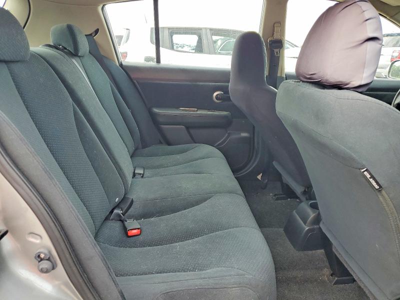 62403816 :رقم المزاد ، 3N1BC1CP9AL373365 vin ، 2010 Nissan Versa مزاد بيع