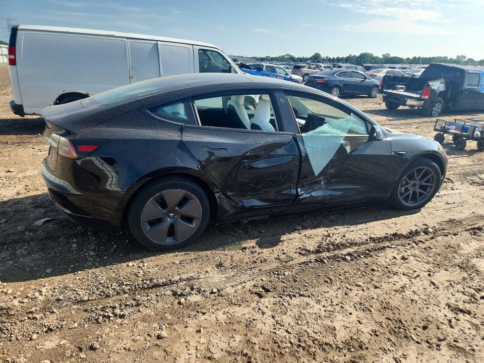 59687956 :رقم المزاد ، 5YJ3E1EAXPF685951 vin ، 2023 Tesla Model 3 مزاد بيع
