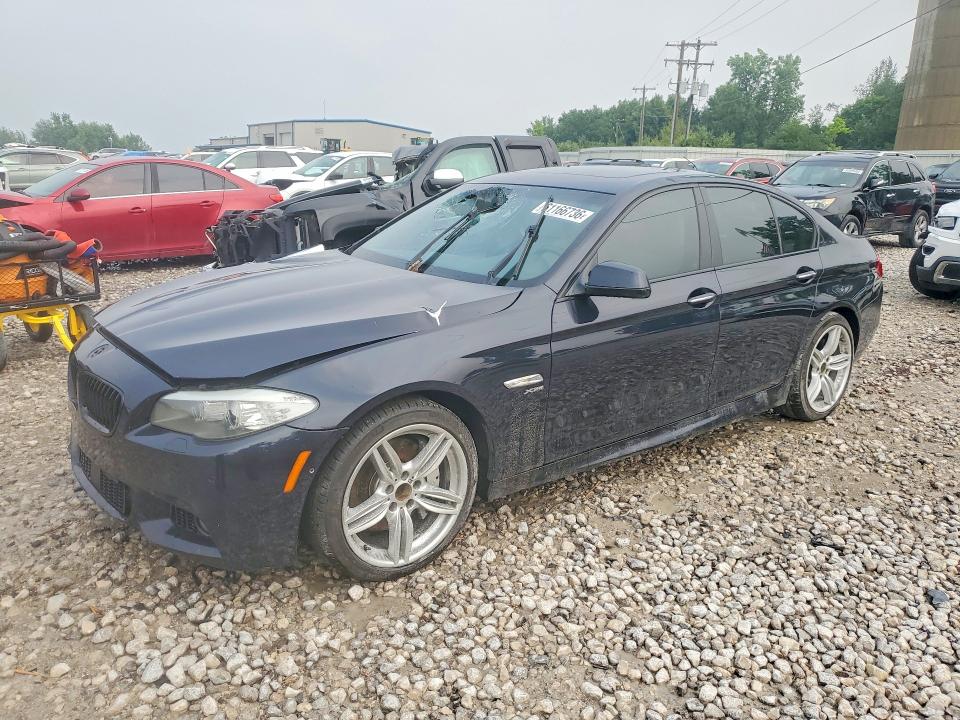 61166736 :رقم المزاد ، WBAFU9C52BC783217 vin ، 2011 Bmw 550 مزاد بيع