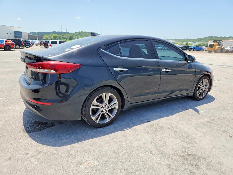 61604606 :رقم المزاد ، 5NPD84LF3HH022123 vin ، 2017 Hyundai Elantra مزاد بيع