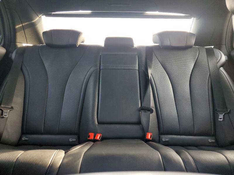 Продажа на аукционе авто 2015 Mercedes-benz S, vin: WDDUG8CB0FA173051, номер лота: 61843186