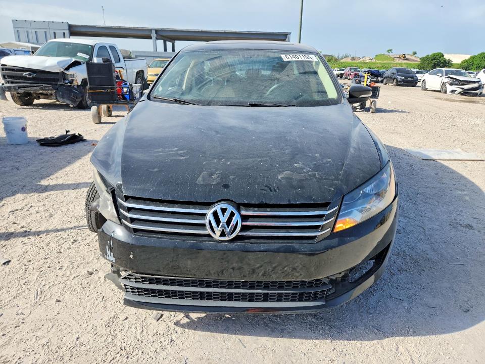 61401106 :رقم المزاد ، 1VWBH7A32DC025227 vin ، 2013 Volkswagen Passat مزاد بيع