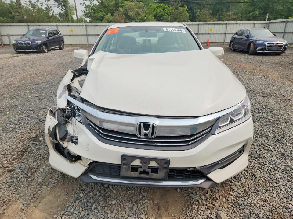 Продаж на аукціоні авто 2016 Honda Accord, vin: 1HGCR3F82GA005241, номер лоту: 61144986