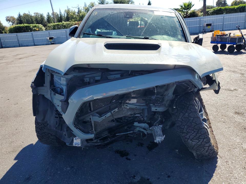 Продаж на аукціоні авто 2022 Toyota Tacoma, vin: 3TYDZ5BN6NT011803, номер лоту: 60024916