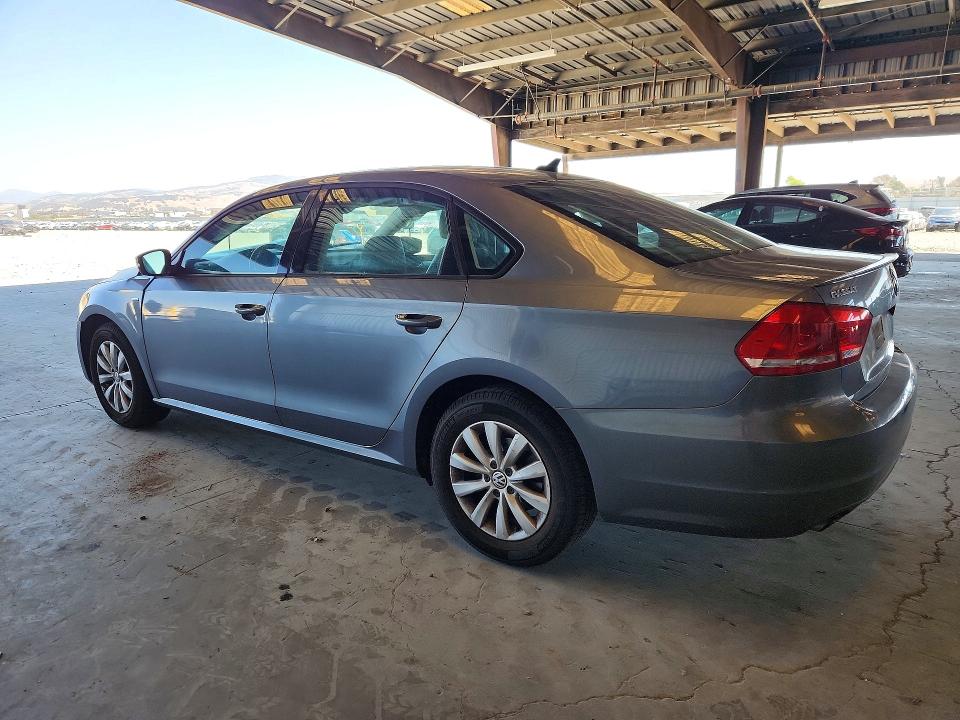 Продажа на аукционе авто 2014 Volkswagen Passat, vin: 1VWAT7A35EC098829, номер лота: 62721986
