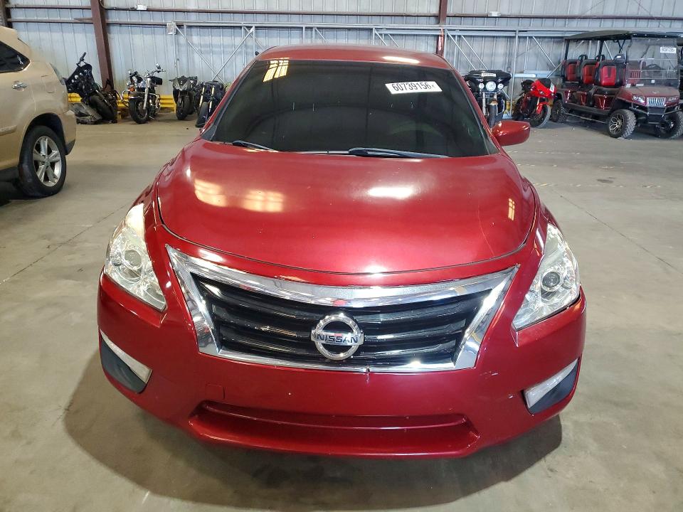 60739156 :رقم المزاد ، 1N4AL3AP0FC109502 vin ، 2015 Nissan Altima مزاد بيع
