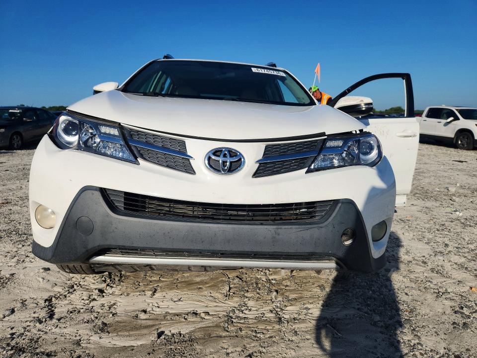 2014 Toyota Rav4 მანქანა იყიდება აუქციონზე, vin: 2T3WFREVXEW122501, აუქციონის ნომერი: 61745736