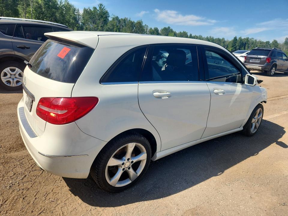 58939766 :رقم المزاد ، WDDMH4EB5DJ127019 vin ، 2013 Mercedes-benz B250 مزاد بيع