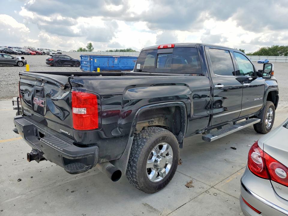 Продаж на аукціоні авто 2018 Gmc Sierra, vin: 1GT12UEY1JF102619, номер лоту: 62087096