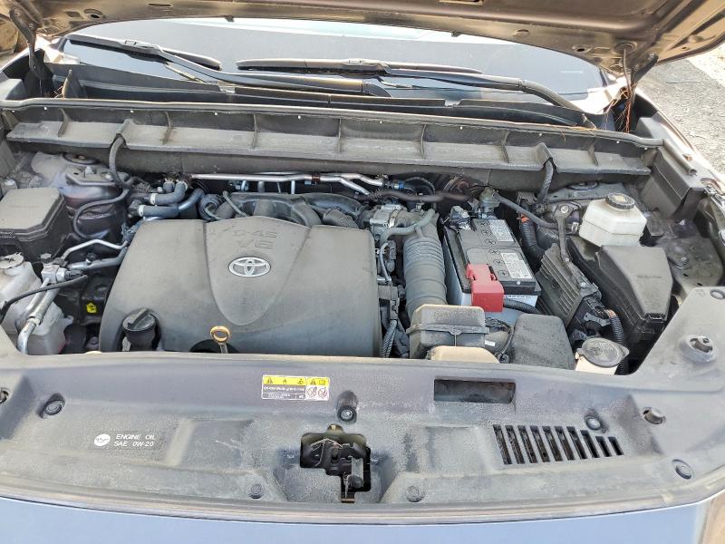 60815006 :رقم المزاد ، 5TDHZRBH6NS219100 vin ، 2022 Toyota Highlander مزاد بيع