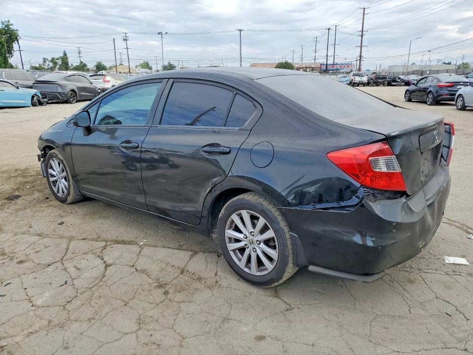 60836416 :رقم المزاد ، 2HGFB2F88CH305485 vin ، 2012 Honda Civic مزاد بيع