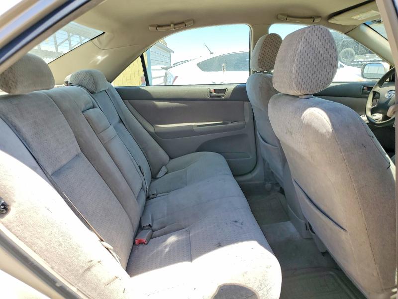 60991516 :رقم المزاد ، JTDBE32K520115786 vin ، 2002 Toyota Camry مزاد بيع