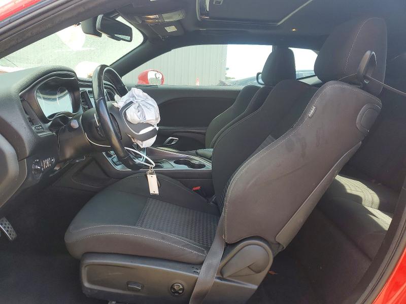 59582146 :رقم المزاد ، 2C3CDZBT4JH223379 vin ، 2018 Dodge Challenger مزاد بيع