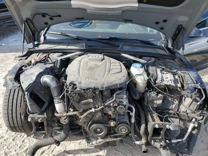 60998866 :رقم المزاد ، WAUBNCF54JA036068 vin ، 2018 Audi A5 مزاد بيع