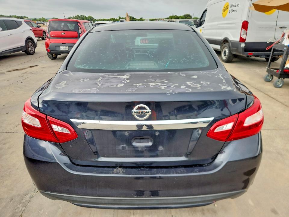 Продажа на аукционе авто 2016 Nissan Altima, vin: 1N4AL3AP2GC240951, номер лота: 61381296