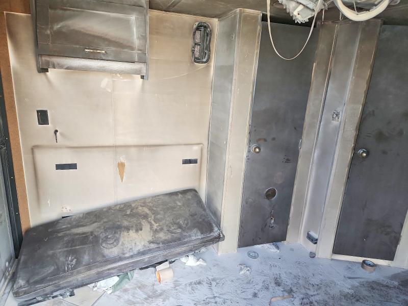 Aukcja sprzedaży 2018 Wildwood By Forest R Recreational Vehicle (rv), vin: 4X4TSTT1XJY002333, numer aukcji: 61348766