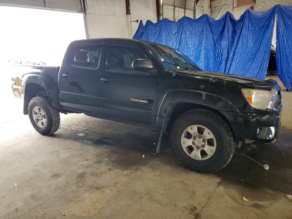 59990886 :رقم المزاد ، 3TMLU4EN9FM167900 vin ، 2015 Toyota Tacoma مزاد بيع