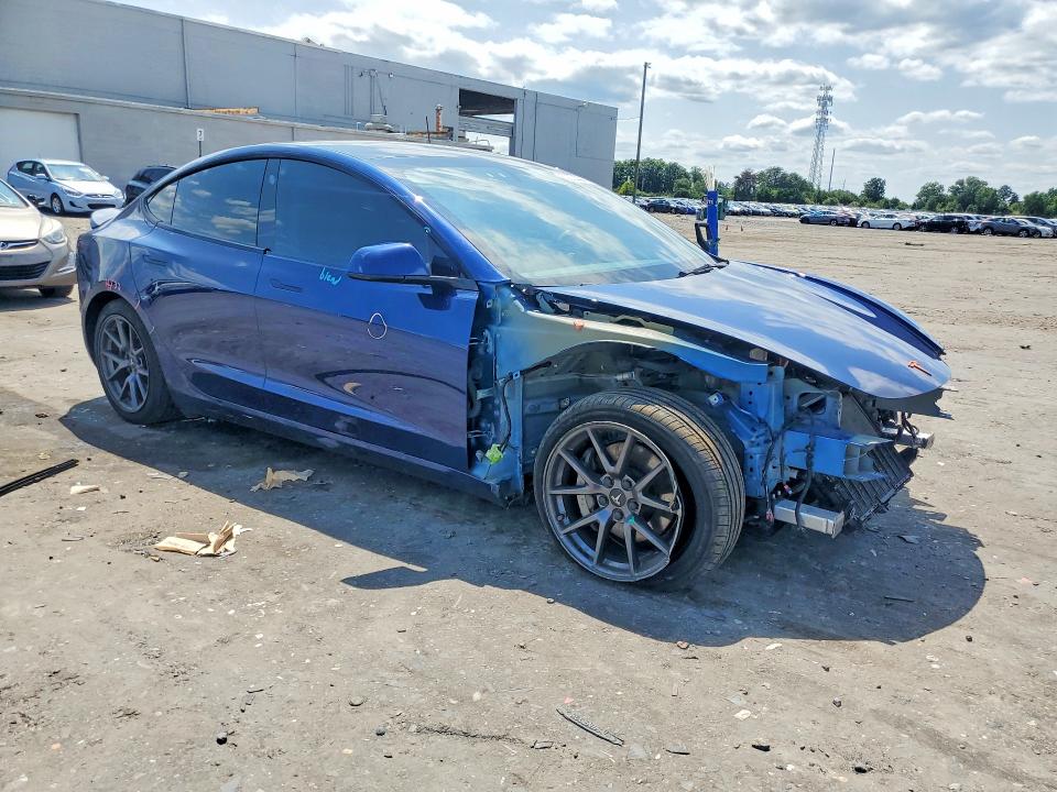 62334406 :رقم المزاد ، 5YJ3E1EBXNF246691 vin ، 2022 Tesla Model 3 مزاد بيع