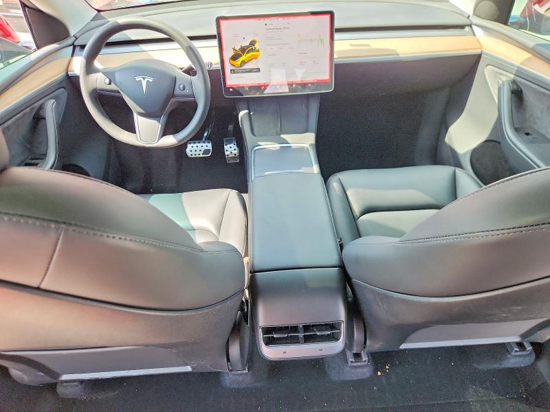 61634546 :رقم المزاد ، 7SAYGDED6RA318267 vin ، 2024 Tesla Model Y مزاد بيع