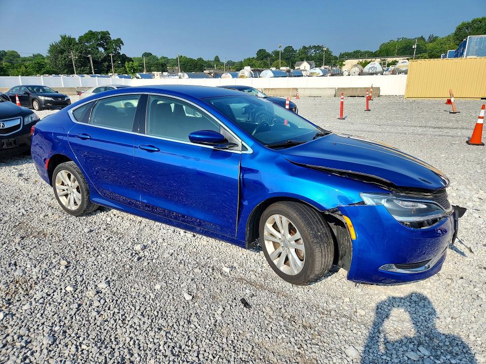 61602096 :رقم المزاد ، 1C3CCCAB6FN536960 vin ، 2015 Chrysler 200 مزاد بيع