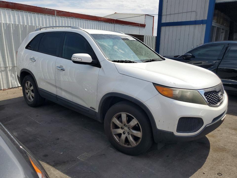 62154026 :رقم المزاد ، 5XYKTDA22BG165021 vin ، 2011 Kia Sorento مزاد بيع