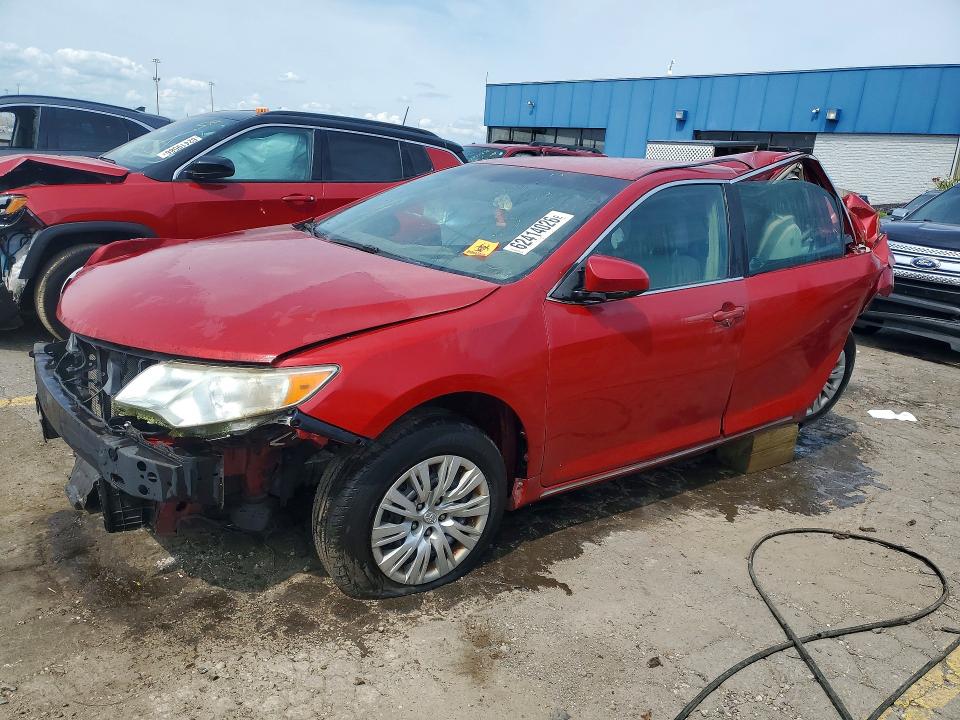 Aukcja sprzedaży 2014 Toyota Camry, vin: 4T1BF1FKXEU850946, numer aukcji: 62414026