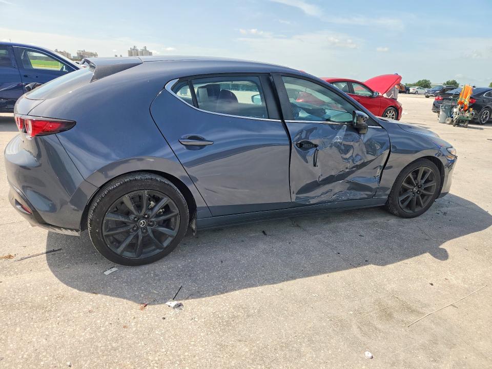 61202246 :رقم المزاد ، JM1BPALM9P1600190 vin ، 2023 Mazda 3 مزاد بيع