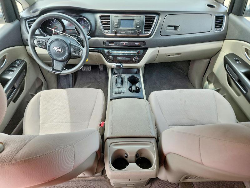 59872586 :رقم المزاد ، KNDMB5C16H6241163 vin ، 2017 Kia Sedona مزاد بيع