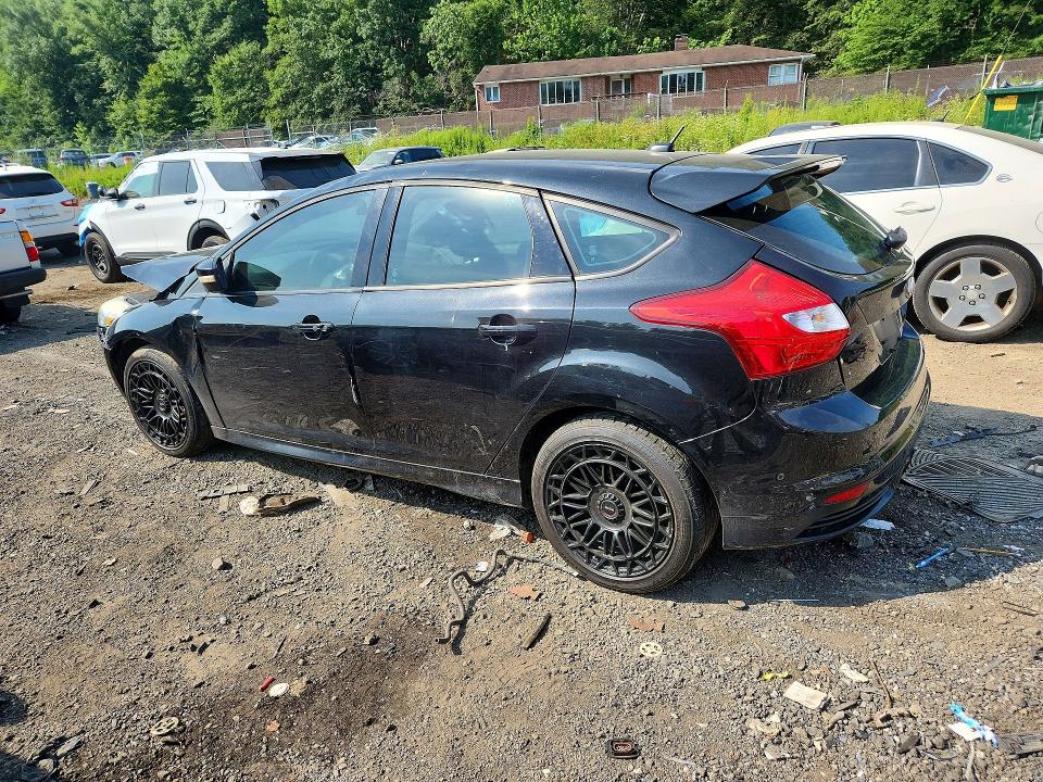2013 Ford Focus მანქანა იყიდება აუქციონზე, vin: 1FADP3L93DL240548, აუქციონის ნომერი: 60624156